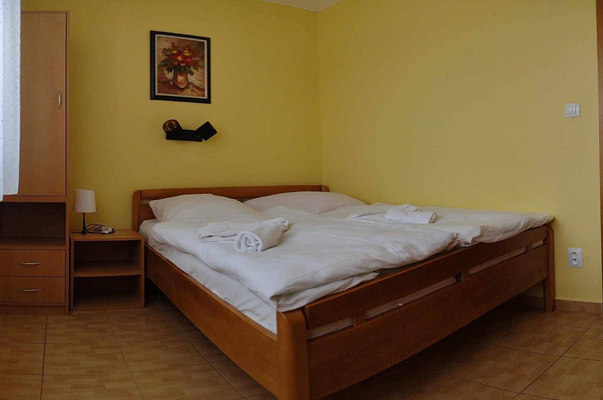 Penzion Zlaty Dukat Zvolenská Slatina Exterior photo